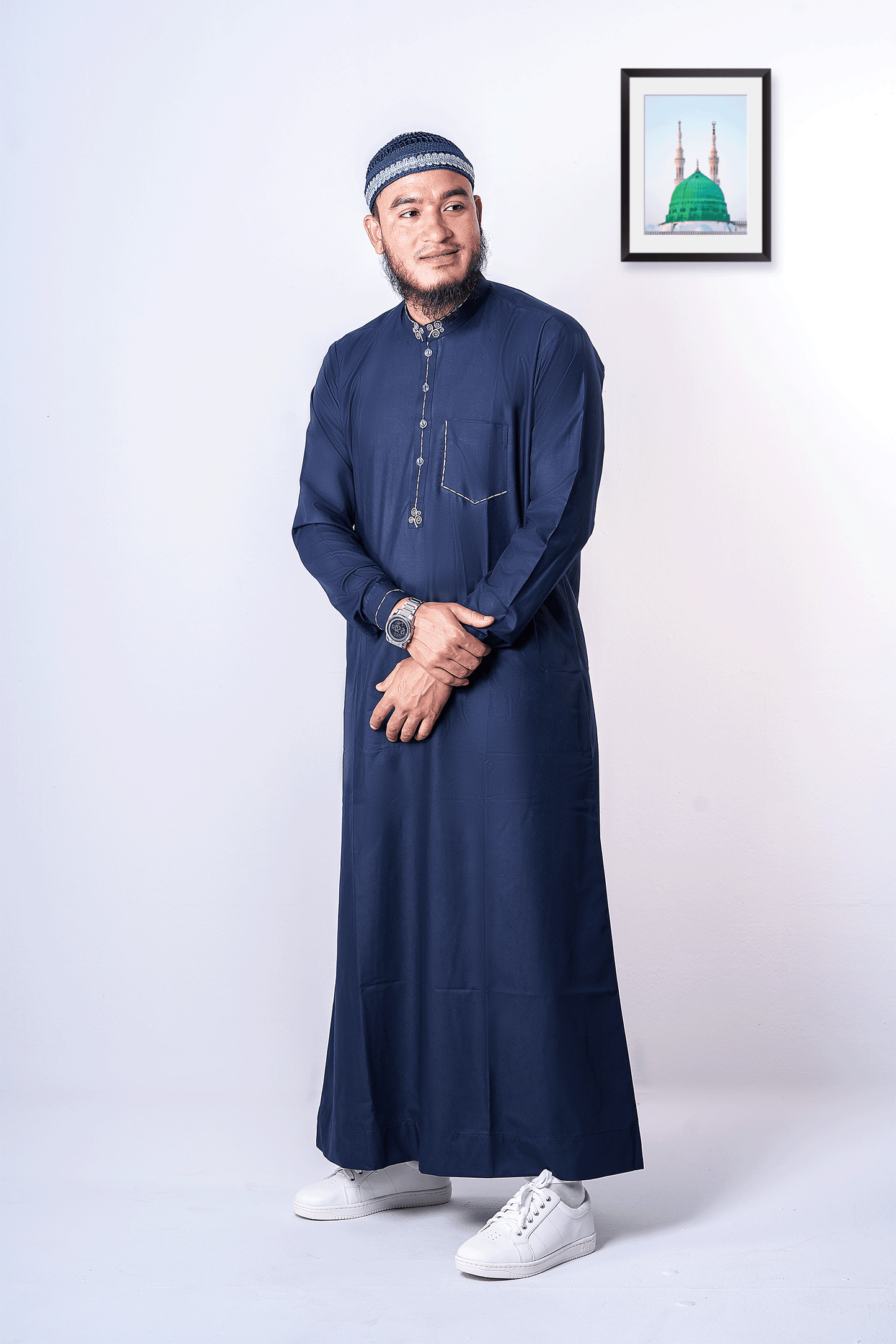 Navy blue embroidered thobe | Thobe for men - Sunaan