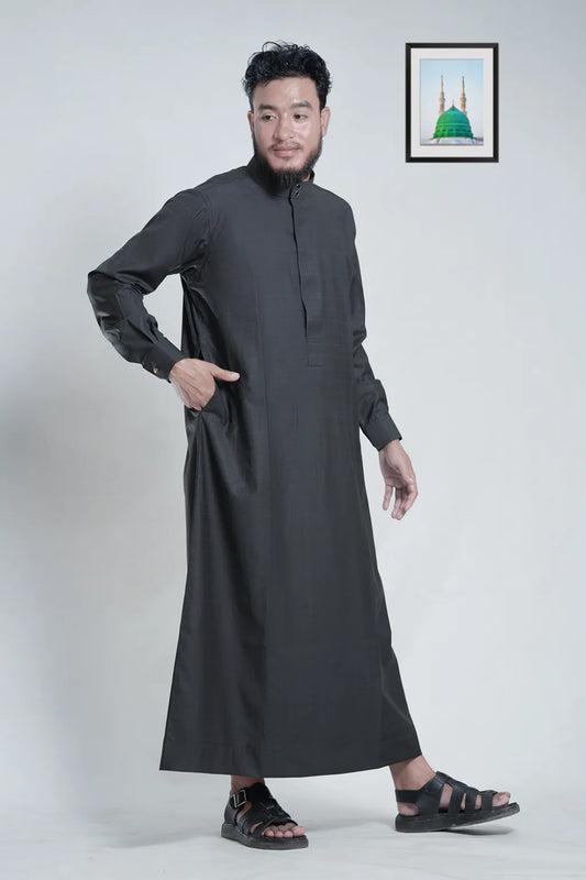 Premium Black Thobe: Suit-Grade Fabric, Winter-Ready, Saudi Dishdasha with Cuffs