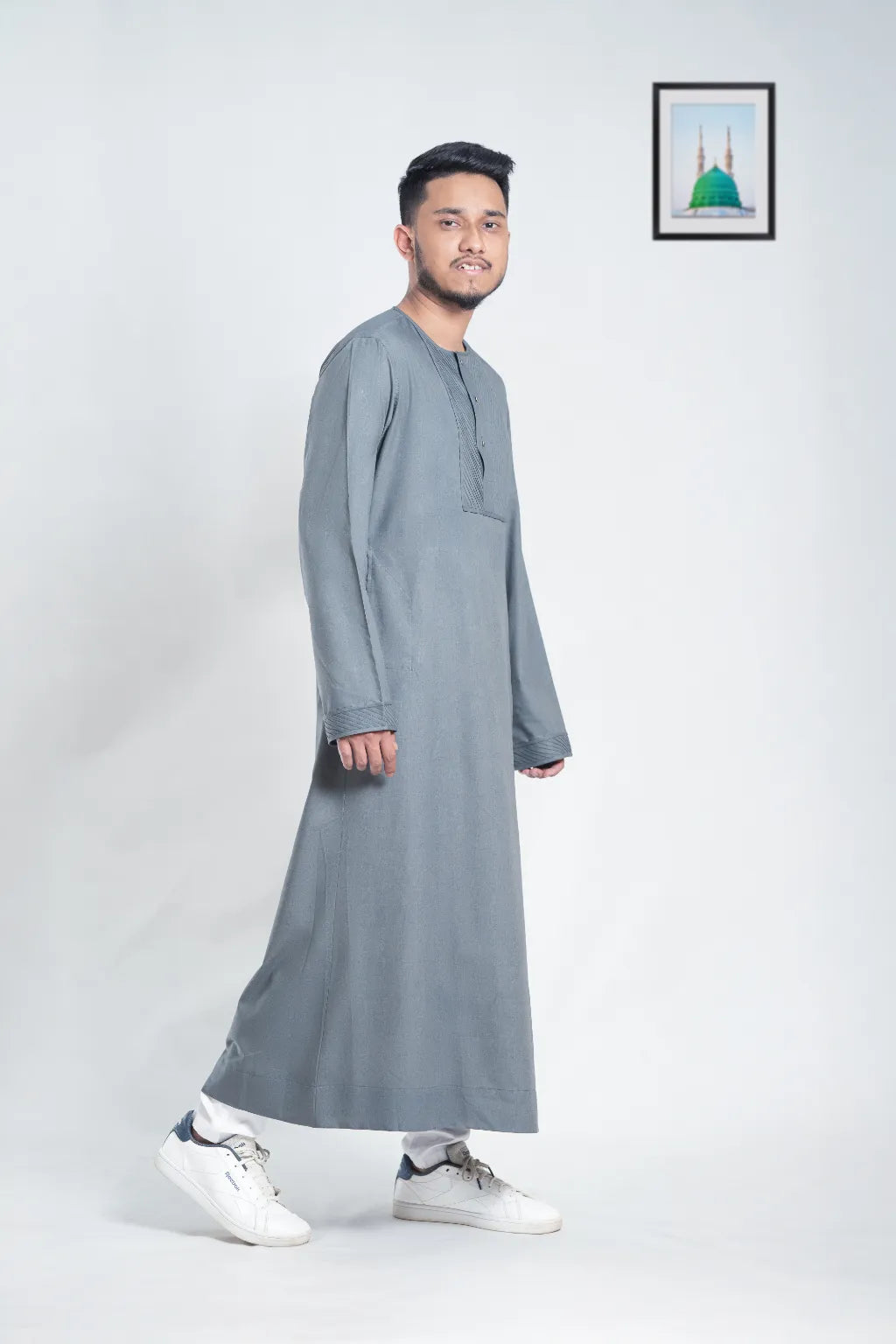 Grey Thobe – Tuxedo-Inspired Designer Jubba for Weddings, Emirati Kandura-Inspired Design