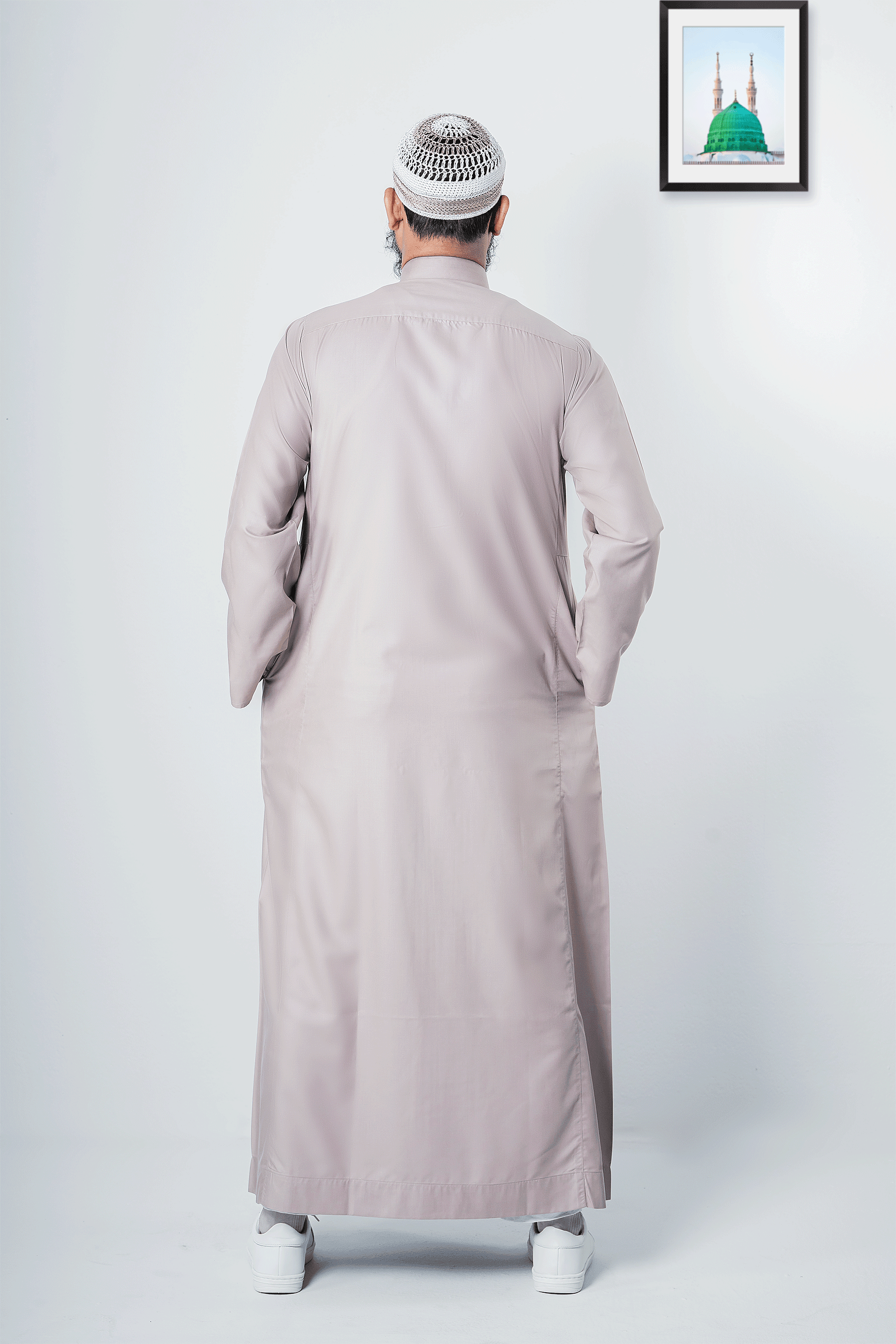 Classic saudi thobe | islamic jubba for men - Sunaan