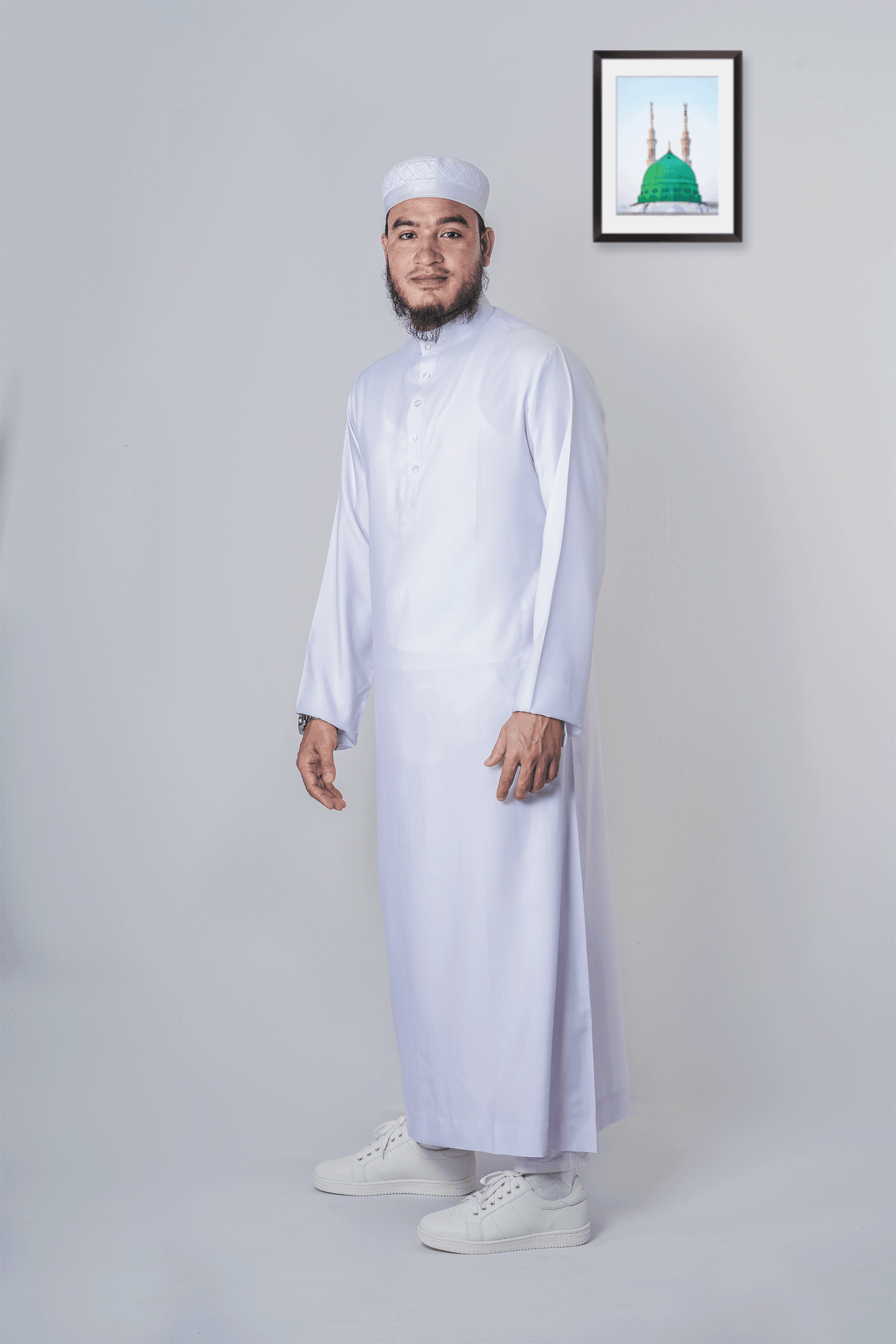 White modest thobe for men | Thobe for men - Sunaan