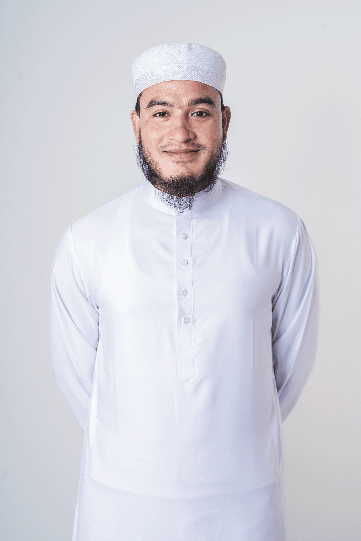 White modest thobe for men | Thobe for men - Sunaan