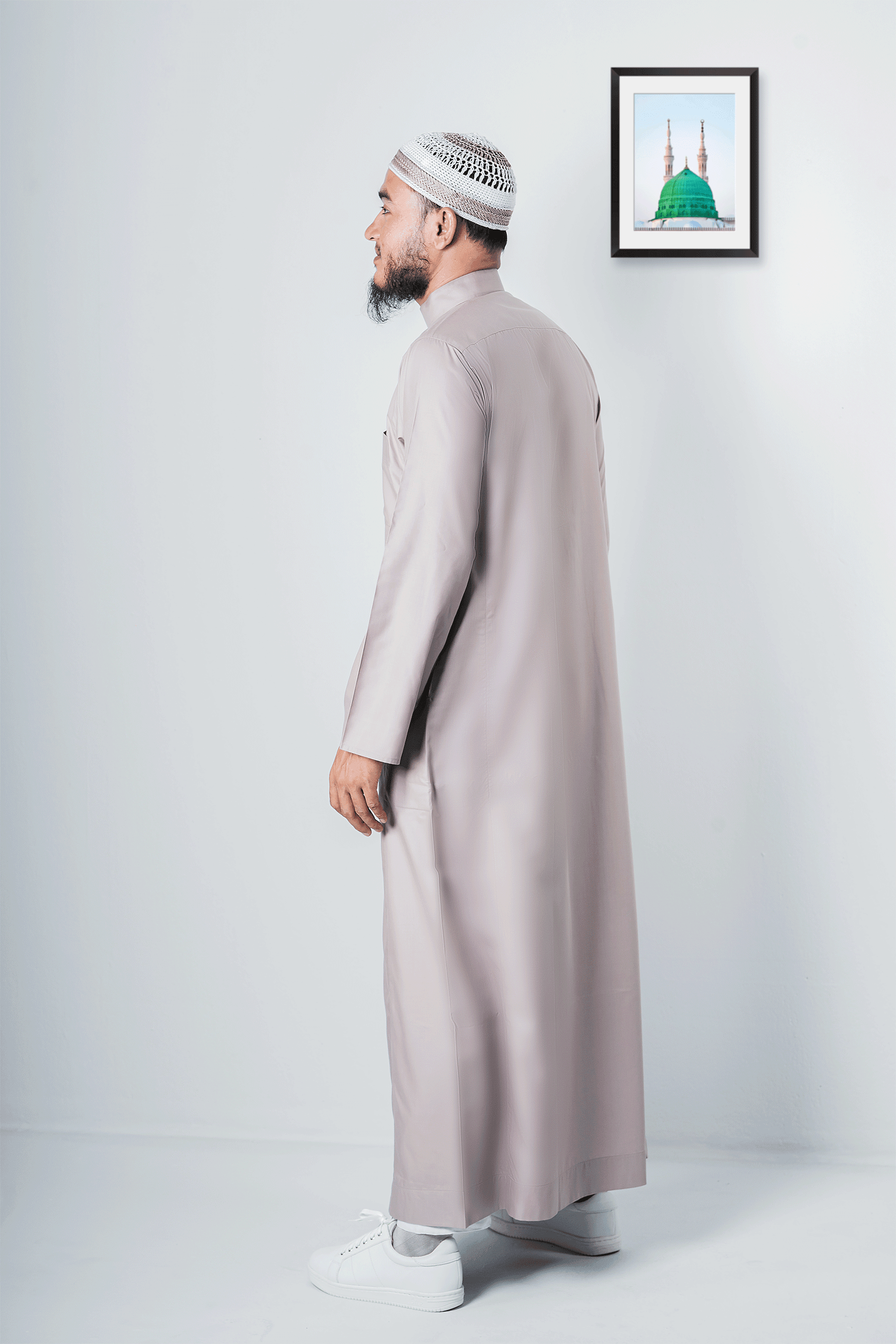 Classic saudi thobe | islamic jubba for men - Sunaan