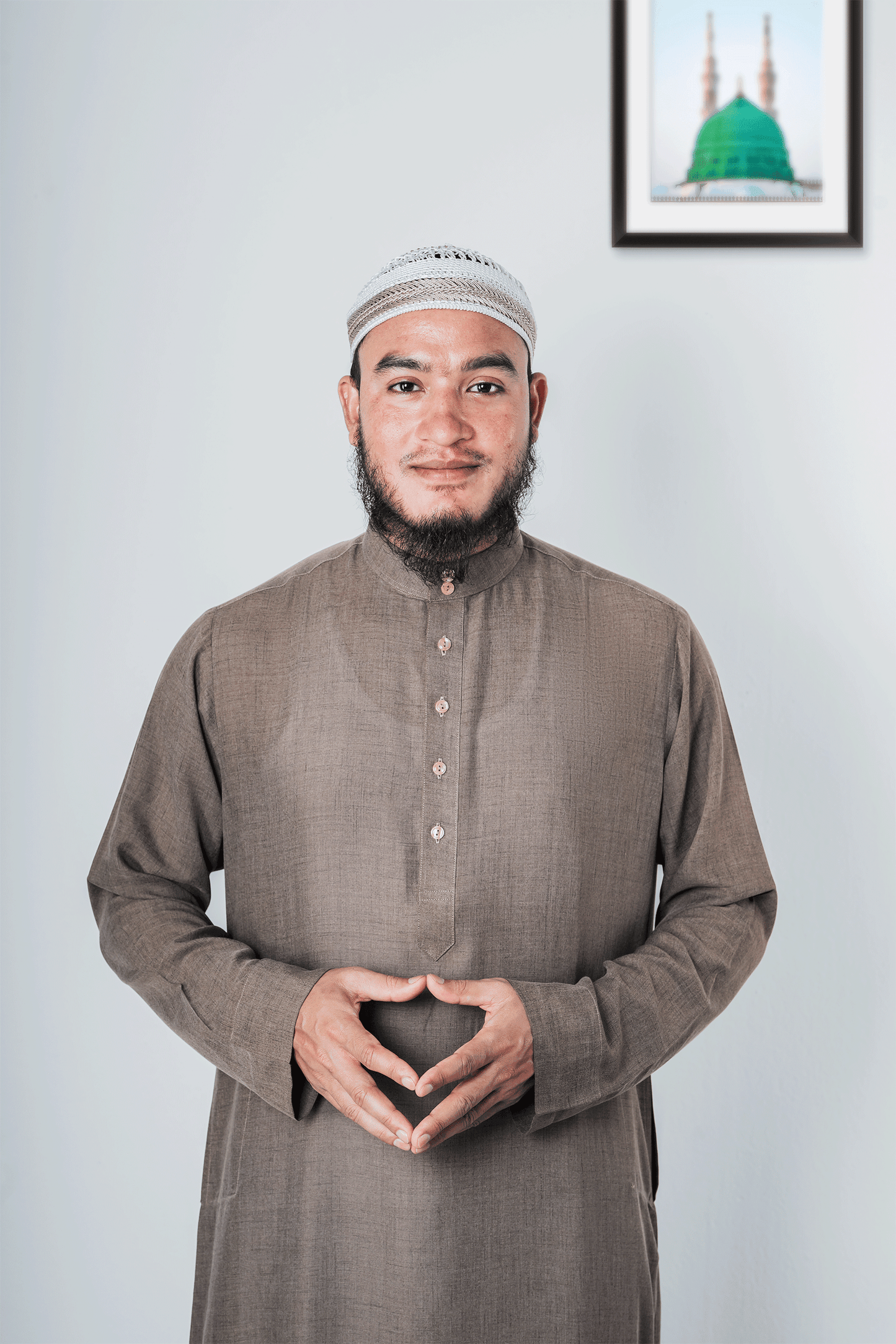 Brown thobe for summer  |  Modest islamic thobe for men - Sunaan