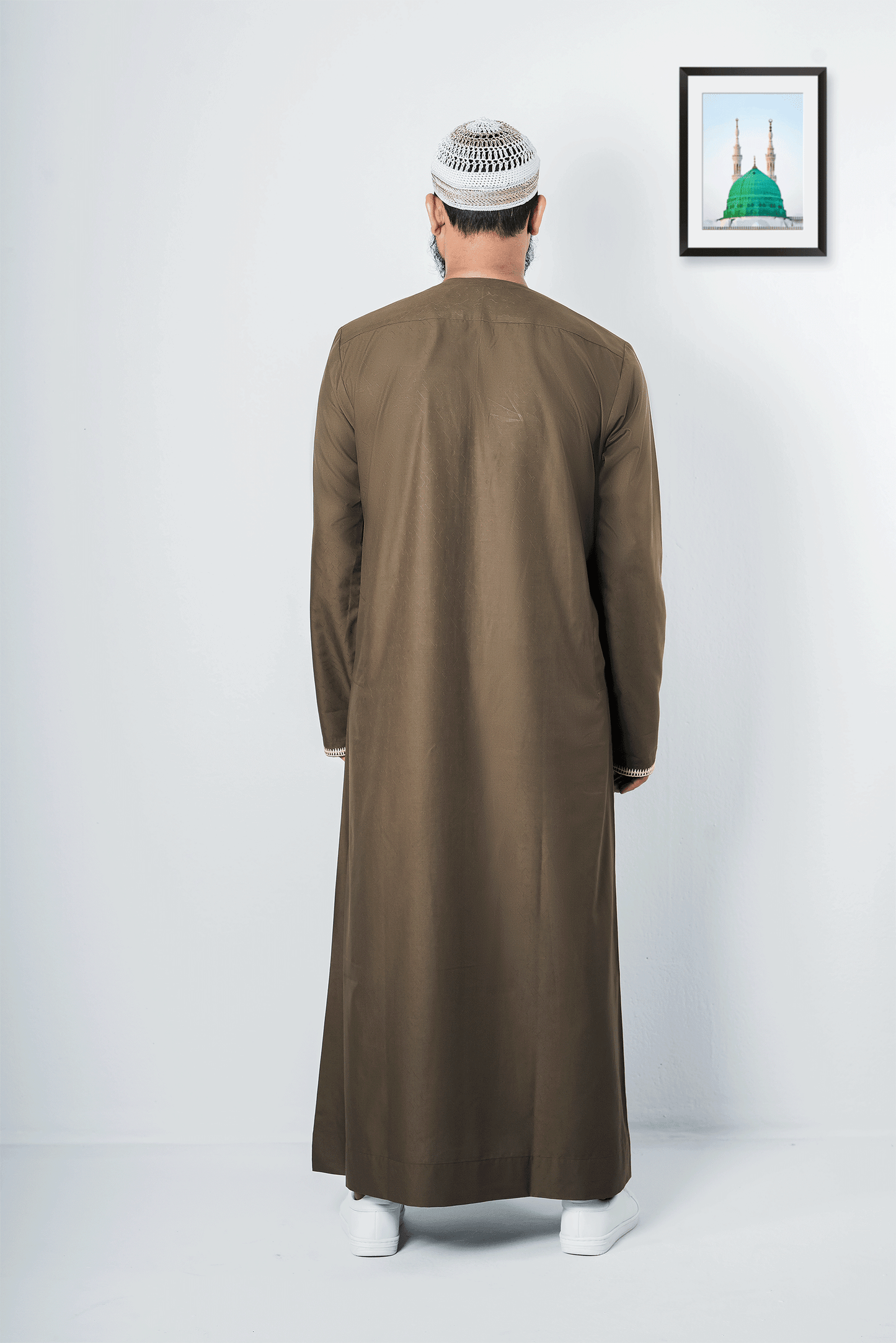 Brown embroidery thobe | Designer thobe for men | Islamic clothing - Sunaan