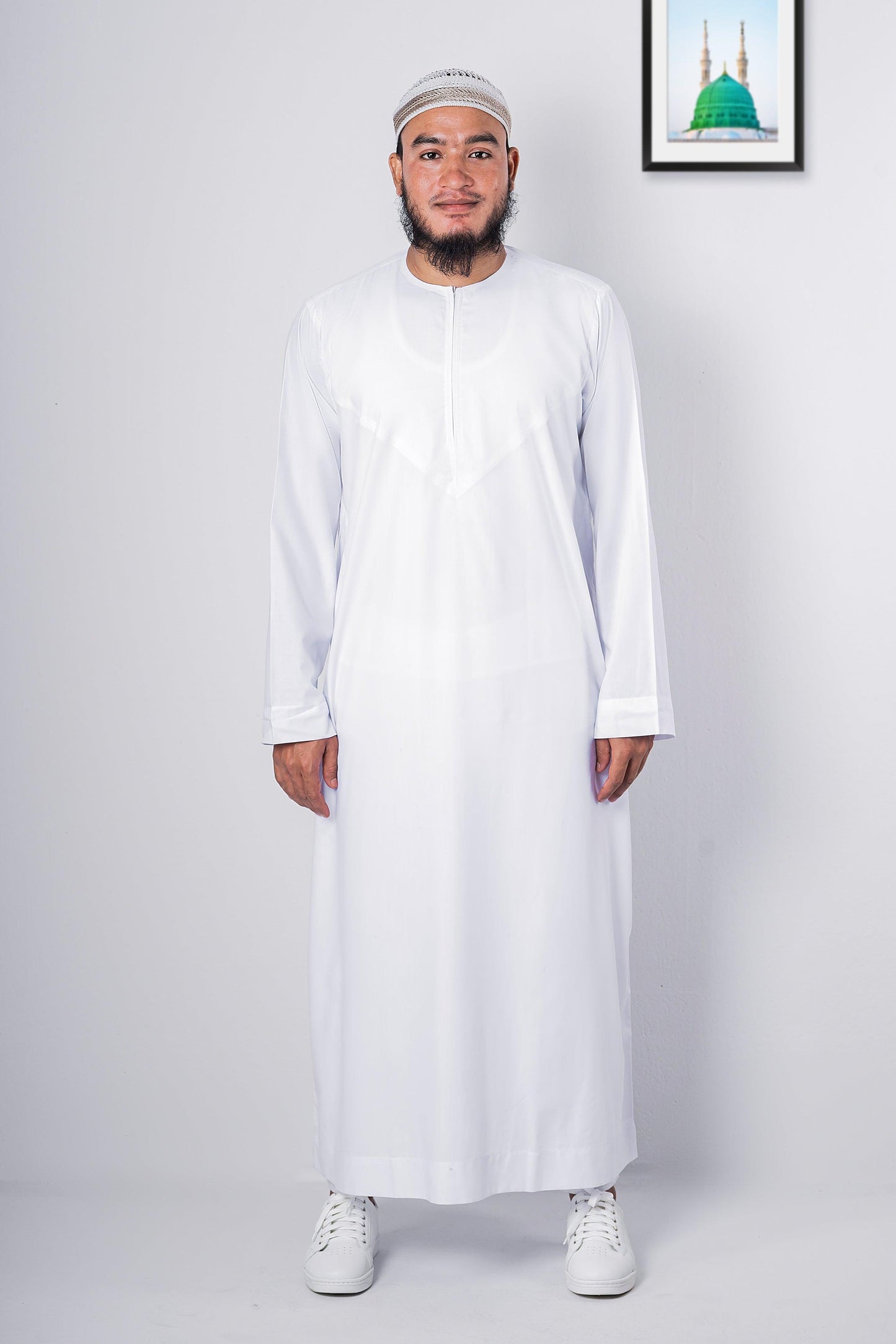 White Emirati thobe | Thobe for men | Modest Crew Neck jubba - Sunaan